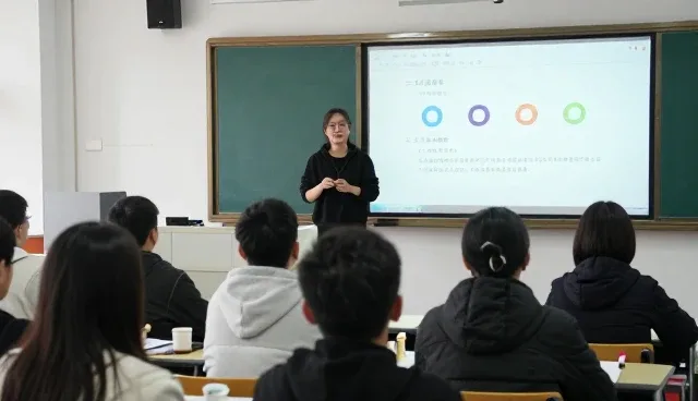 提升数据准确性：管理培训中的选型与应用建议